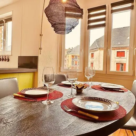Ferienwohnung Le Petit Bijou Hyper Centre Sedan Exterior foto